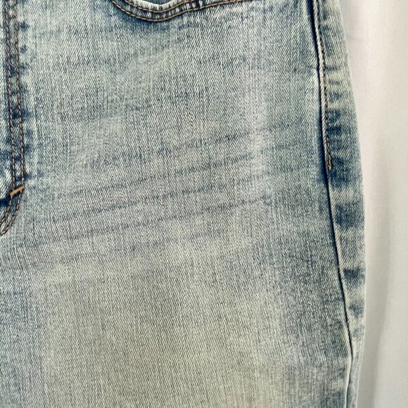 NWT Abercrombie & Fitch The Slim Straight High Rise Light Wash Jeans Women's 28 - Picture 9 of 13